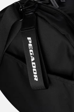 Fels Logo Nylon Sportsbag Black -Pegador® FELSLOGONYLONSPORTSBAG4