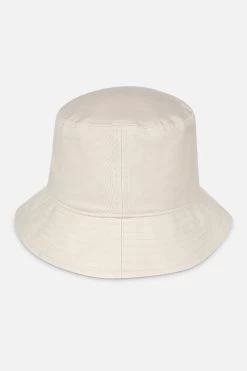 Logo Bucket Hat Desert Sand White -Pegador® LOGOBUCKETHATDESERTSANDWHITE2