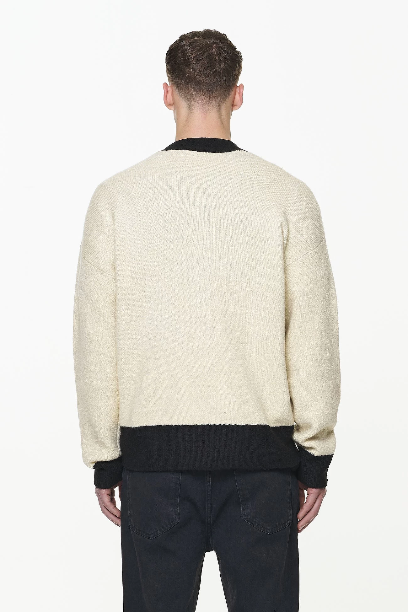 Unio Knit Cardigan Onyx Black Kingdom Beige 6 Unio Knit Cardigan Onyx Black Kingdom Beige - Image 4