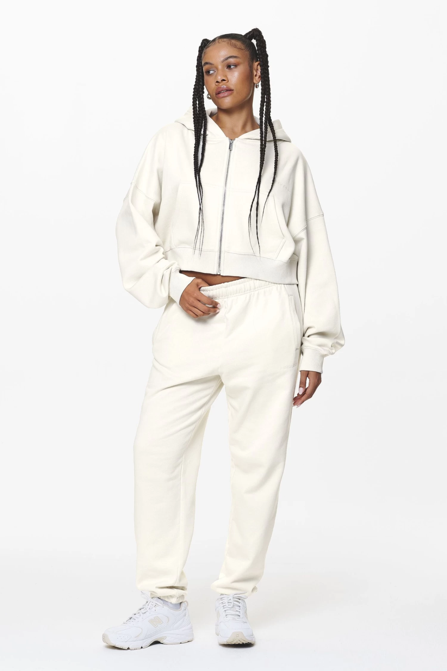 Marla Cropped Zip Hoodie Washed Salty Cream Gum 4 Marla Cropped Zip Hoodie Washed Salty Cream Gum - Image 2