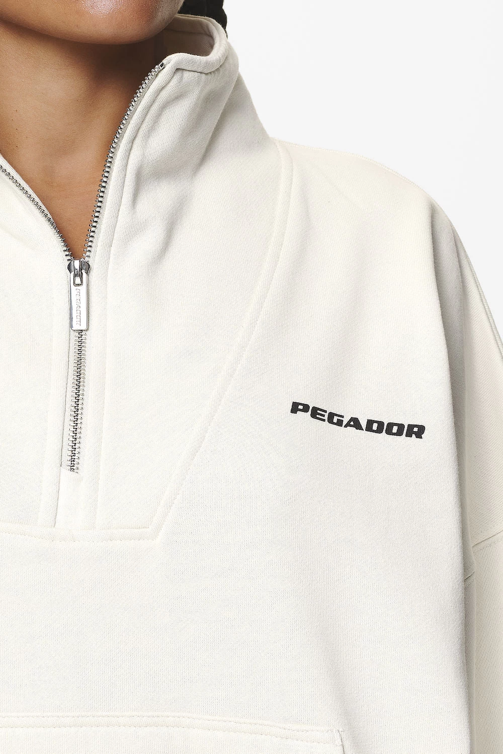 Vuku Logo Oversized Halfzip Washed Salty Cream 8 Vuku Logo Oversized Halfzip Washed Salty Cream - Image 6