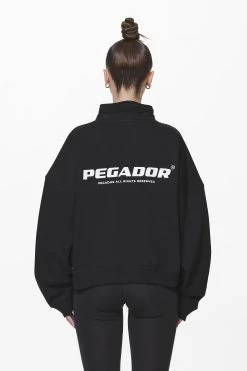 Vuku Logo Oversized Halfzip Black -Pegador® PGDR DND E COMMERCE WMNS57242