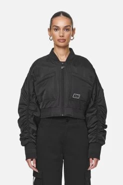 Laura Cropped Ruffed Oversized Jacket Black -Pegador® PGDR NEVER TOO LATE ECOMMERCE FEMALE DAY 1401