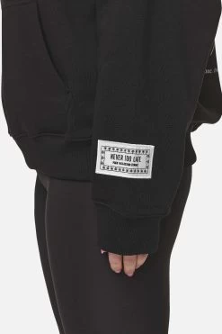 Idalia Oversized Hoodie Black -Pegador® PGDR NEVER TOO LATE ECOMMERCE FEMALE DAY 2343