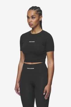 Ines Cropped Baby Tee Black White Gum -Pegador® PGDR Next Wave E COMMERCE WMNS DAY 144547