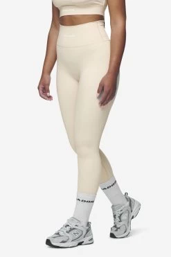 Leya Leggings Coast Sand White -Pegador® PGDR Next Wave E COMMERCE WMNS PANTS4500