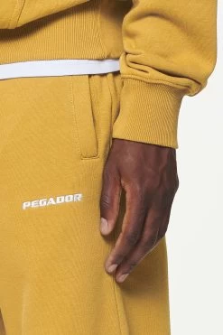 Logo Heavy Sweat Jogger Vintage Washed Mustard -Pegador® dw